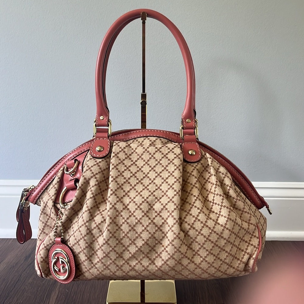 Gucci Hobo Shoulder and Crossbody Bag